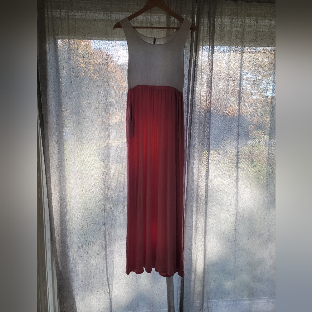 Mother bee maternity dress